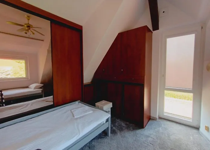 Na Odrzanskiej بيت للعطل *